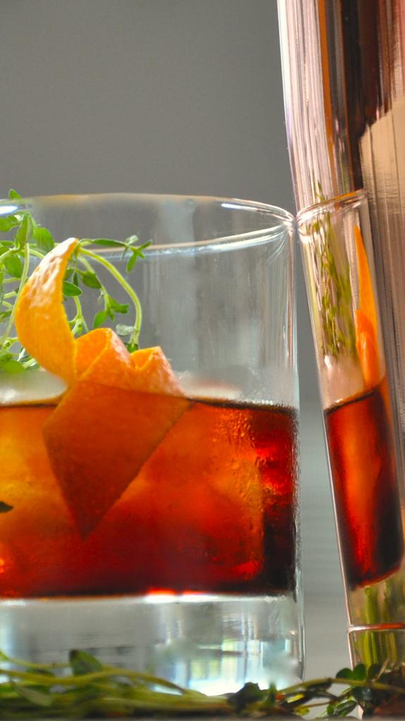 This negroni has your name on it.
#torontocoktails #cocktailbar