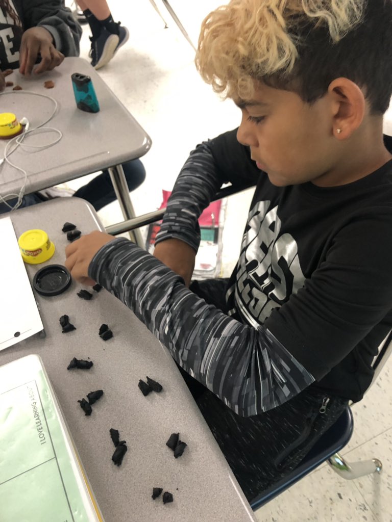 abby_stout13's tweet photo. At Mathico’s Sweet Shop exploring the myth of division always gives you a smaller answer! So many lightbulb moments & deep discussions about the relationships between the answers & sizes of pieces ❤️ #HappyTeacher #FavoriteTopic #ISDstrong #OneChildOneChampion #ISDmath #AVIDherd https://t.co/YpJSdG5gDe