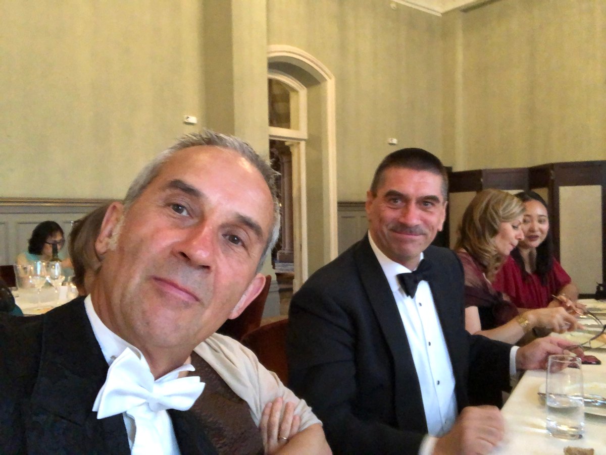 landonviolins's tweet photo. Enjoying the conversation with Andreas Woywod at the wedding of @FlorianLeonhard . 

Congratulations to the newlyweds! 🍾🎊

#wedding #celebration #luthier #violinmaker #cellomaker #violamaker #stringedinstruments #rareinstruments https://t.co/RxTeDXwywo