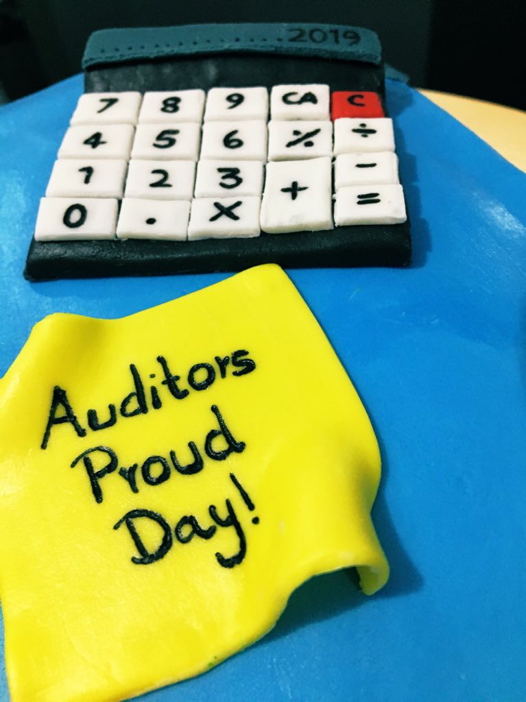 bakefactory_mv's tweet photo. Late night working🤓 #auditorsproudday https://t.co/3h3A7JB3l2