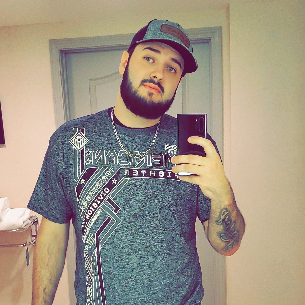 waller_bryan's tweet photo. #NewProfilePic https://t.co/oZSuIdShwm