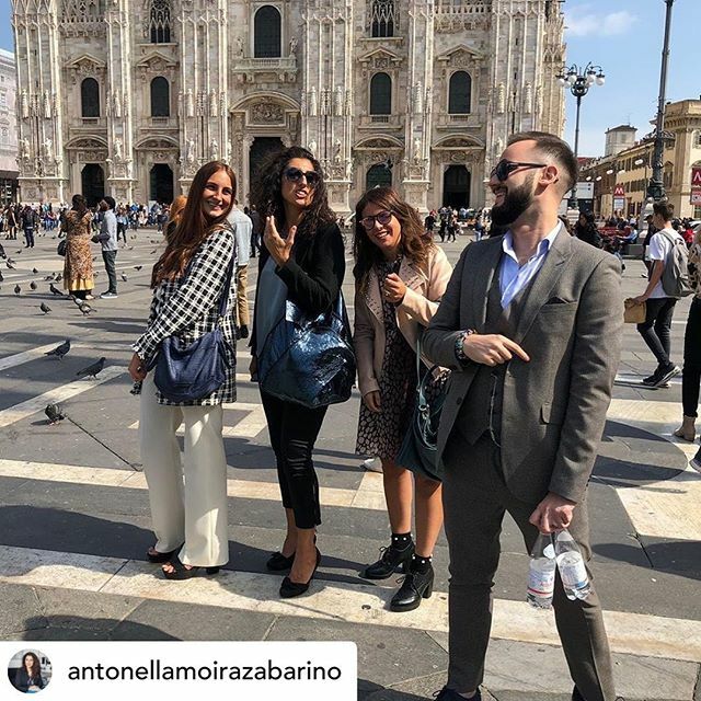 #repost @antonellamoirazabarino

Quando nel tuo team c’è un soggetto disturbante 😂 @selene_giovannini <a href="/giuggi84/">Giulia Carlo</a>
.
.
.
@progesia_ #milano #italy #milan #smile #followforfollowback #like #life #marketing #beardedmario #mario ift.tt/2lLdLra