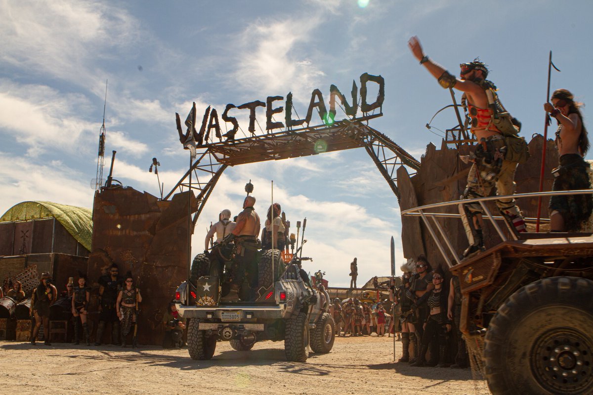 WastelandHQ's tweet image. #WastelandWeekend Year 10 is OFFICIALLY UNDERWAY! 

#wwx