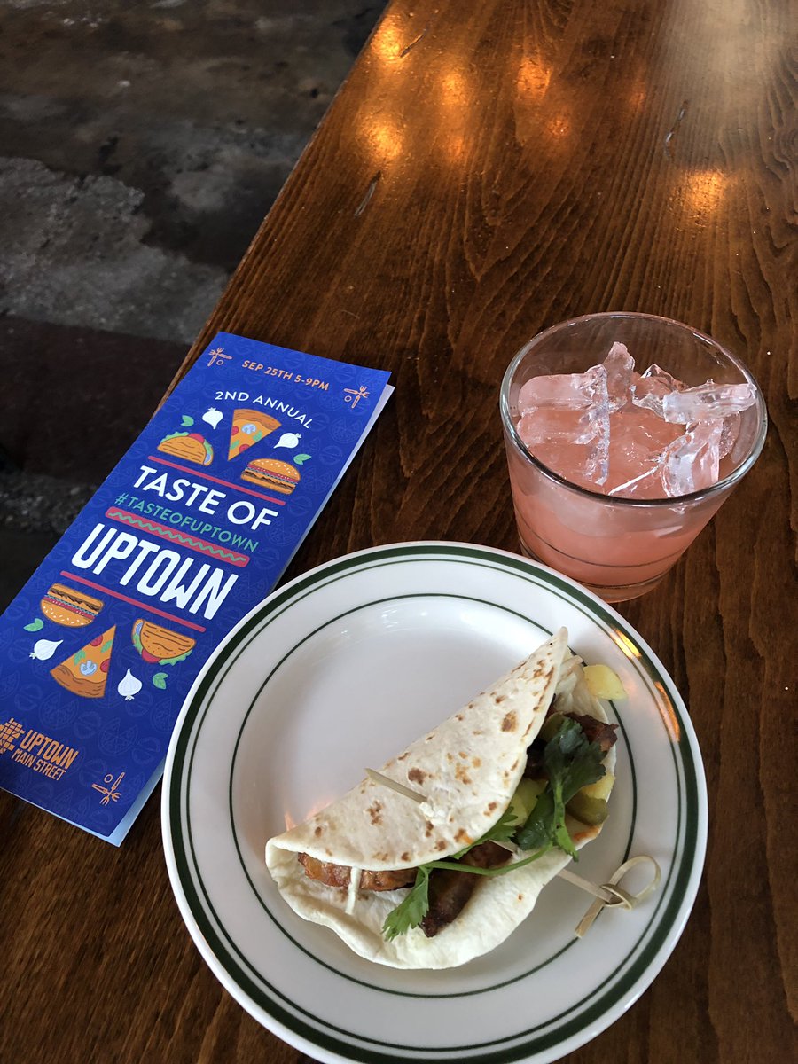 First stop at Taste of Uptown! Pork Belly tacos with strawberry lemonade at @MorelandsTavern ! #ward4proud