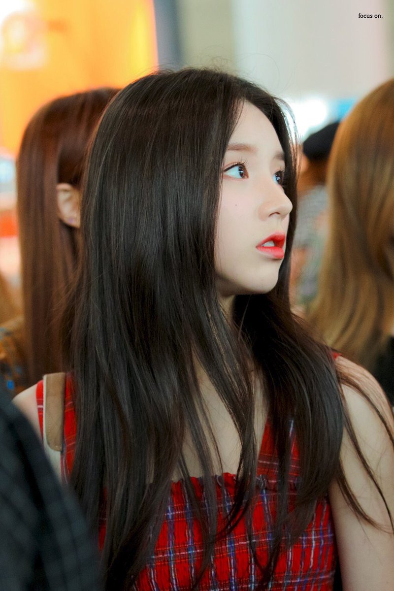 heejin pics (희진) tweet media