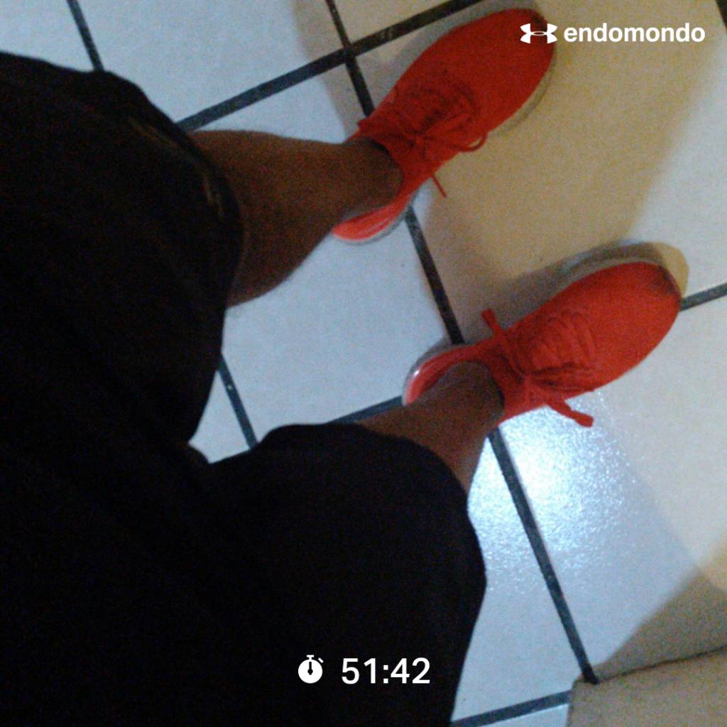 diablomxnet's tweet photo. #YoElegiCorrer
🤙🏾 hoy tocó ejercicios core y fuerza...
#aquinadiesejustifica
#PincheClimaMeLaPela
#LoveRunSmile #LosCobardesTeam #AmameTragonComoSoy #Endomondo
#PolarM430 #EpicReact2 #Nike #TortoiseRunProject #TortoiseFamily https://t.co/99ovDkWNWG