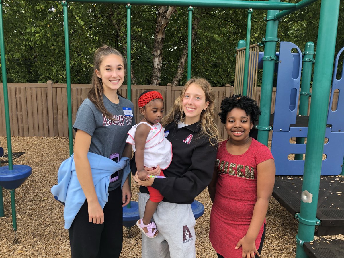 SchoolChoiceKy's tweet image. Learning about academic stress at tonight’s #schoolchoiceky meeting. Thanks to awesome volunteers from @AHSRockets and @stxtigers !#breakingpoints #operationparent #changinglivesthrougheducation