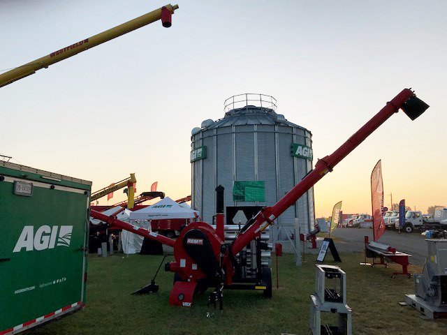 AgGrowthIntl's tweet photo. Last week's Ohio Farm Science Review gave us a look ahead into the future of #agriculture... 🔮 Lots to look forward to... #AgTech #WeAreAGI. @OhioStateFSR #FSR19 #TBT #WednesdayWisdom @JoshKellyAg https://t.co/ZWwXNEHX4P