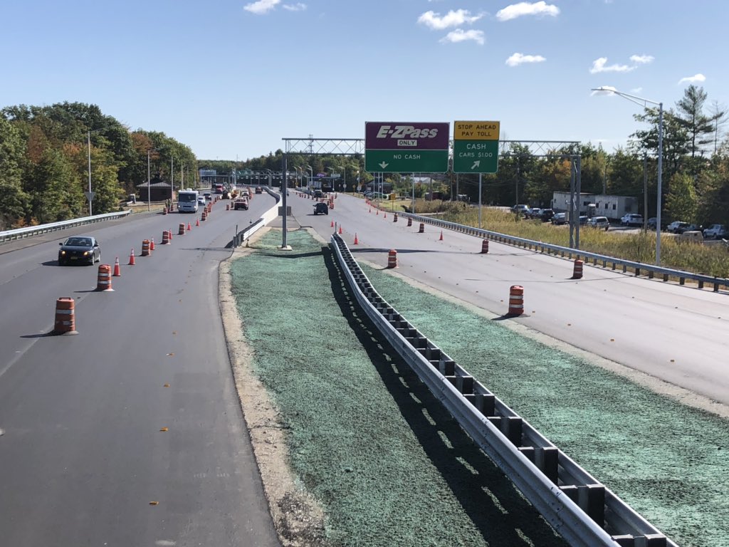 RyanLyford1's tweet photo. Scarborough. Exit 44. New high speed toll for the @MaineTurnpike . A acre of #Hydroseeding roadside mix, including the median and some areas of lawn mix at the new toll houses. https://t.co/3AAdcpy72F