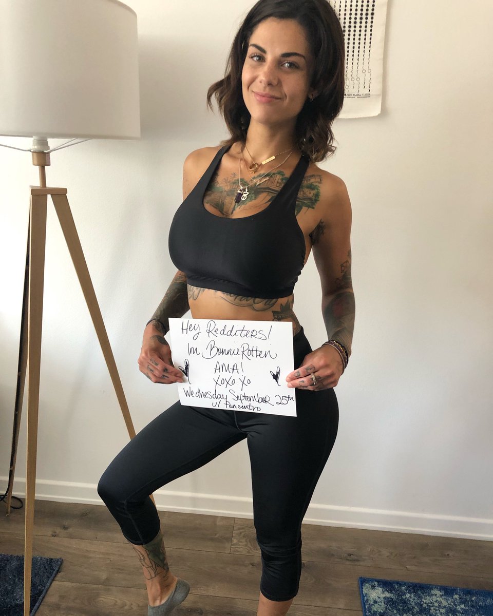 How old is bonnie rotten