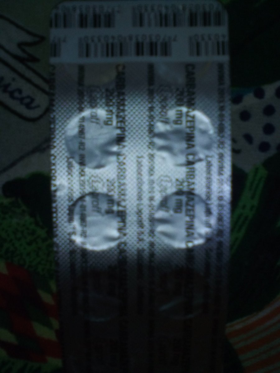 lasuperstarmari's tweet photo. Se vender o se cambia acido vaproico 250mg dos explite 10 cada uno y carbazapina 200mg cada una 2 explite de 10 cada una informacion :04124316906 @BuscandoMedicin @Donatumed @AccionSocialVzl @DonaMed_VE @ https://t.co/LWPgL0e40V
