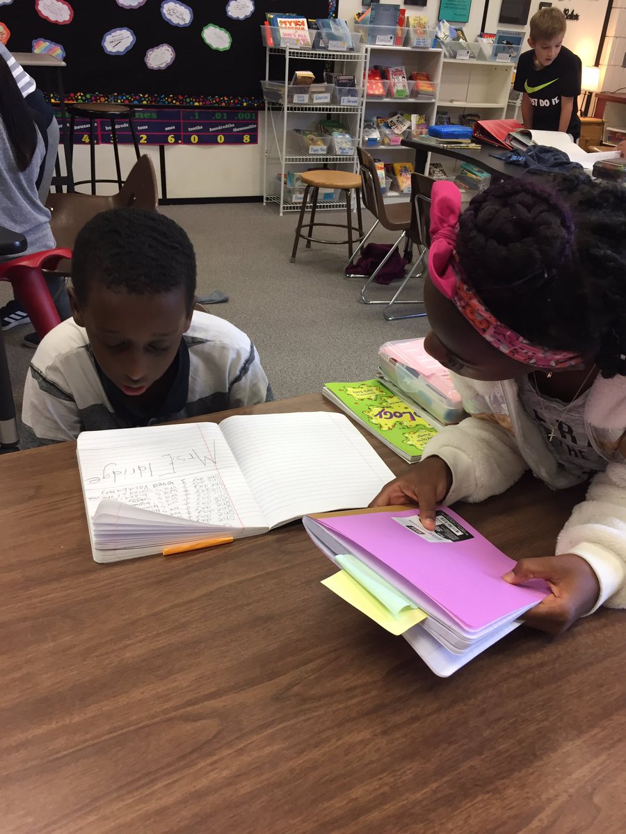 eldridge_class's tweet photo. Conferring with partners about our writing. #WeInspireEACH #collaborativeliteracy https://t.co/gHYoNAzQsy