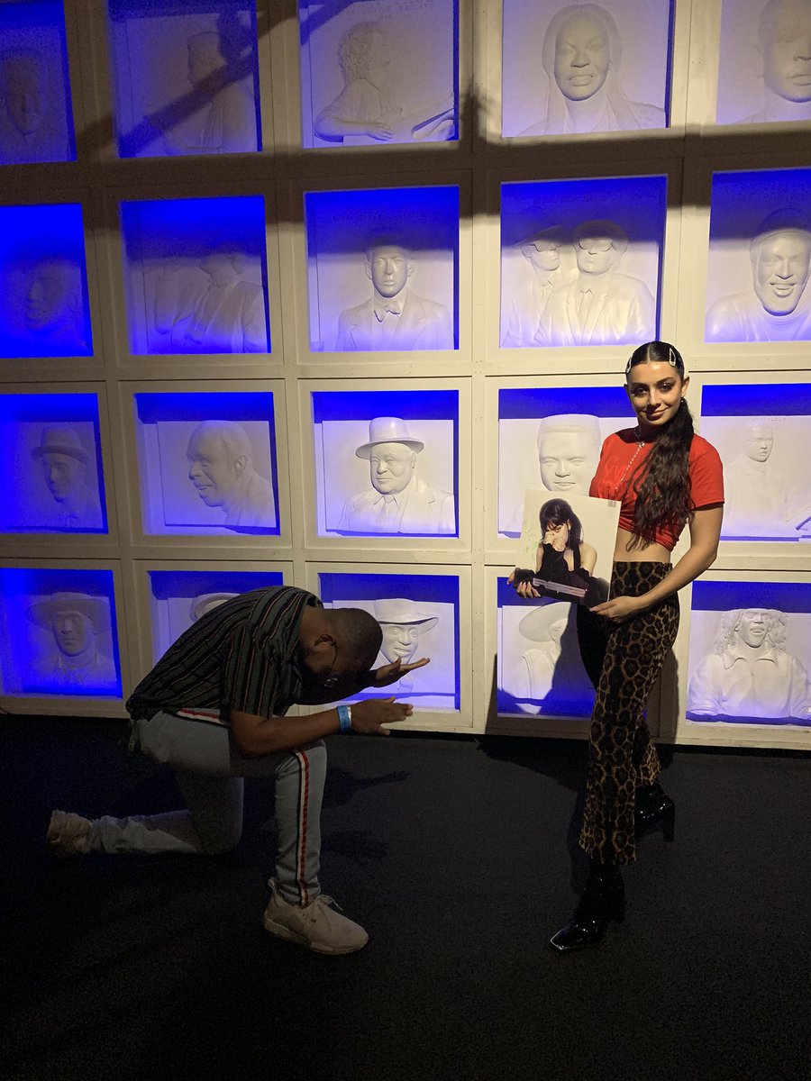 fkatyler's tweet photo. worshiping the god of pop music https://t.co/RokvvdMg4W