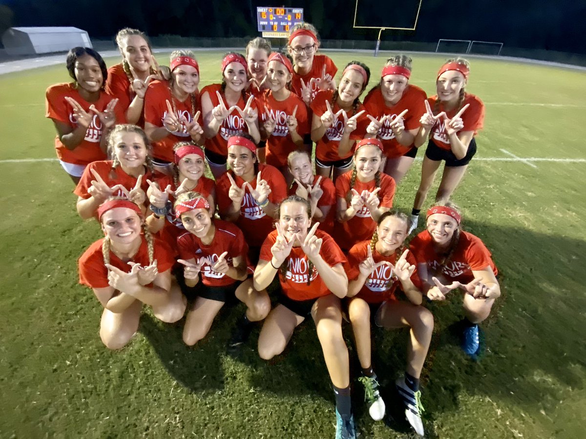 rrhsknights's tweet photo. Is there anything the Juniors aren’t going to win this week?!!? @rrhs2021 defeats @RRHSRoyalty2020 16-14 in the Powder Puff final! #Juicy https://t.co/11QtEeriV8