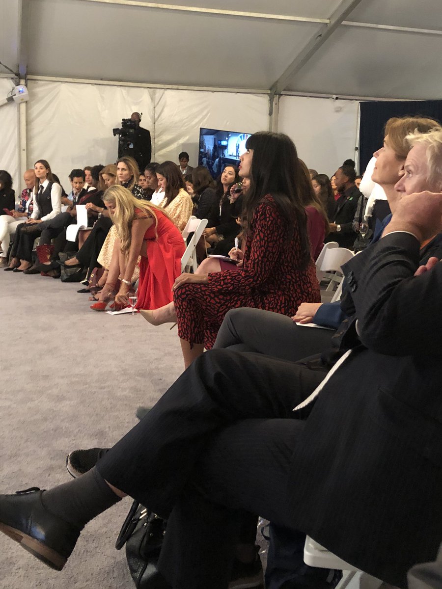 jamonti's tweet photo. Businesses that aren’t thinking gender equality are soon going to be out of business — @AnnMCairns Amazing evening at #UNGA74 talking gender equality in a packed house. #genderequity @MastercardNews https://t.co/clAyOw0Ent