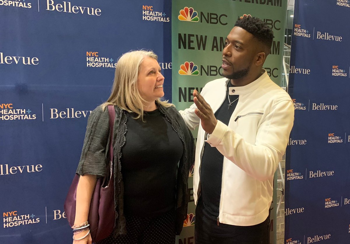 BellevueHosp's tweet photo. Art imitates #life as #NewAmsterdam actors meet their counterparts @BellevueHosp (part 3). Dr. Norma Keller, Chief of Cardiology, meets @jockosims, who plays a #physician in a related specialty as Dr. Floyd Reynolds, Chief of Cardio-#Thoracic #Surgery. #DamFam @NBCNewAmsterdam https://t.co/iSM5eE70Si