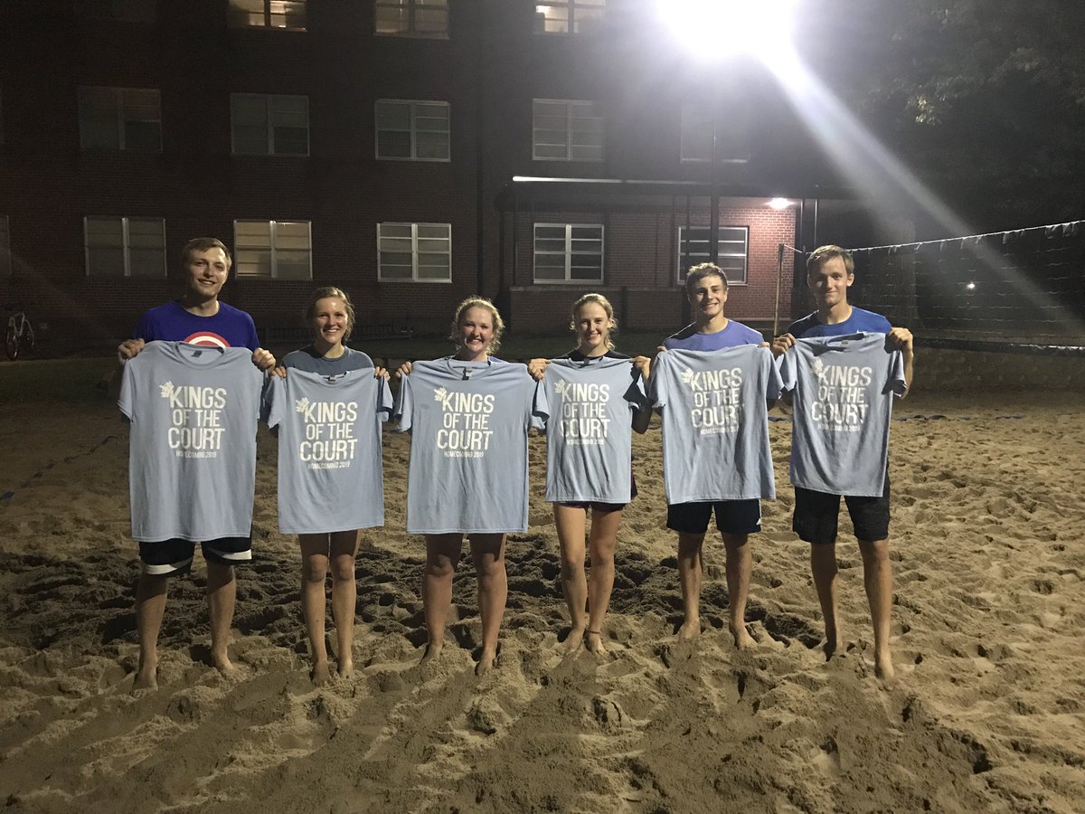 CUNE_IMs's tweet photo. A little water never hurt anyone, congratulations to our Homecoming Kings of the court!! https://t.co/SOtsVk31AZ