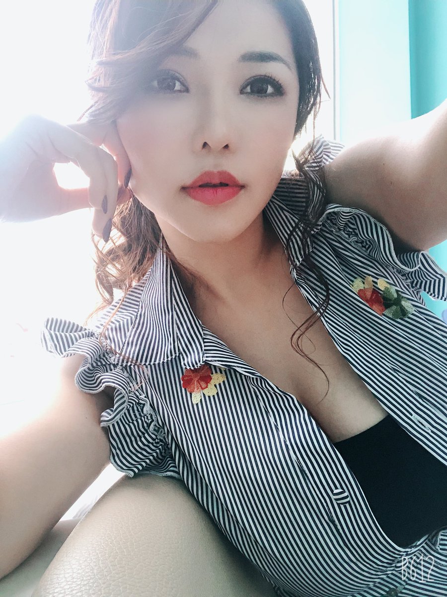 2019 anri okita Anri Okita