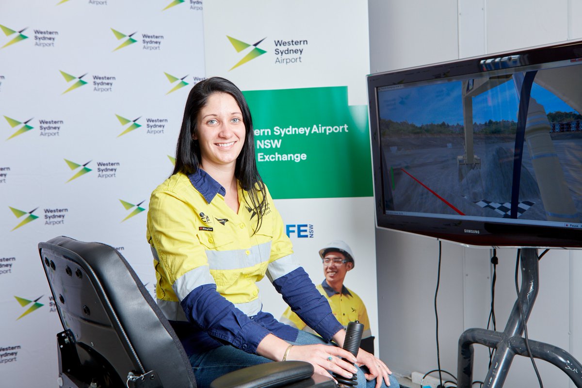 WSIAirport_'s tweet image. Our workforce can now develop skills on the job that will set them up for employment long after Western Sydney International is operating, with the new on-site Western Sydney Airport @tafensw Skills Exchange. 🛫👷🏾‍♀️👨🏾‍🏭💪🏾#jobs #training #localemployment