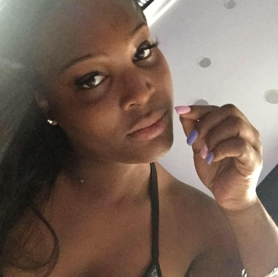 itsgabrielleu's tweet photo. This week’s #wcw deserves all the love and praise ... meet Iya Dammons, a brave woman with a HUGE heart. Iya devotes her life to supporting the LGBTQ+ community; working to help transgender women get out of a life of prostitution and addiction. More on her below. @BaltimoreHaven https://t.co/7js67QYOAO