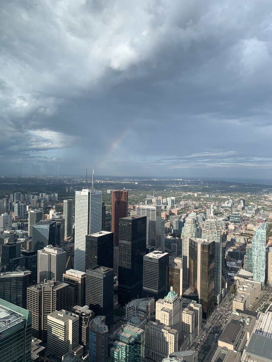 cathybilton11's tweet photo. What a fantastic Welcome Reception @TourCNTower with our customers and the @360insights crew to kick off #Relevance19 https://t.co/EcriQp77H1