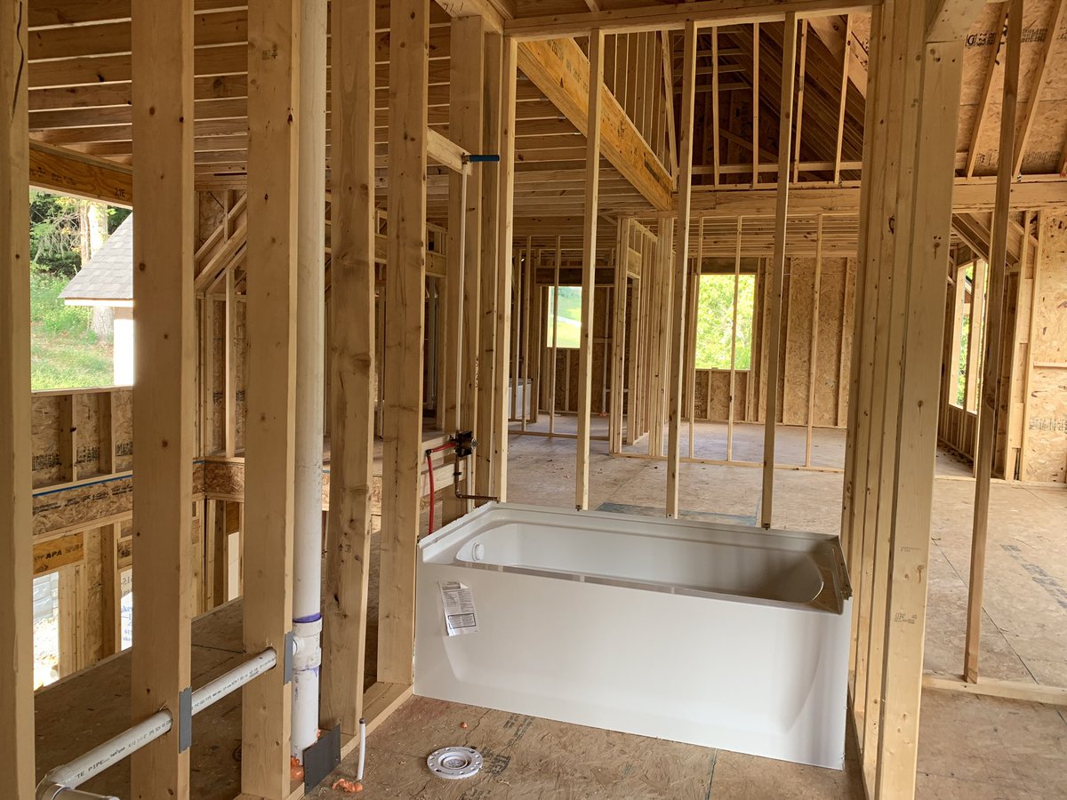 GaryALee68's tweet photo. Windows and plumbing done! Up next electrical.
#leesintennessee #magnoliavalleyestates #eaglevilletn #rutherfordcounty #countrylife #Godscountry #smalltownusa #farmhouse #modernfarmhousestyle #whitefarmhouse #jamietaylordesigns #BoggsCustomHomes #customhomebuilders #allthingshome https://t.co/fUCdc1TUOL