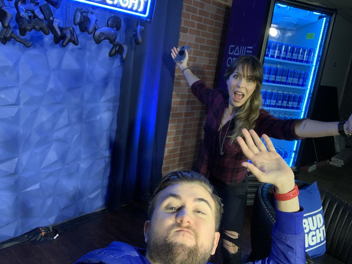 Let’s goooo! GAME OVER w/ <a href="/budlight/">Bud Light</a> is LIVE!

Join me and <a href="/michelemorrow/">Michele Morrow</a> for all the top esports and gaming talk.

twitch.tv/budlight
twitch.tv/budlightcanada