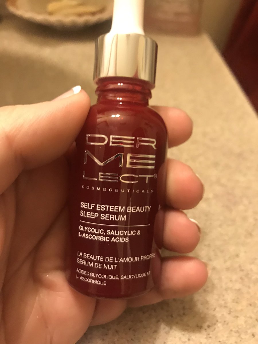 YaelSpeaks's tweet image. I’m hoping this will increase my beauty and self esteem. #FabFitFunBox