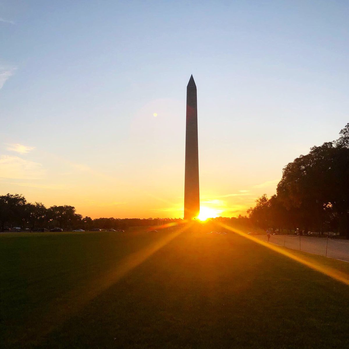 BlackwellJ_'s tweet image. I’m definitely DC-ready!!🥰🇺🇸🏛 #MURICA #thisisit #readyforthis #PolsisNonnaDoesAmerica