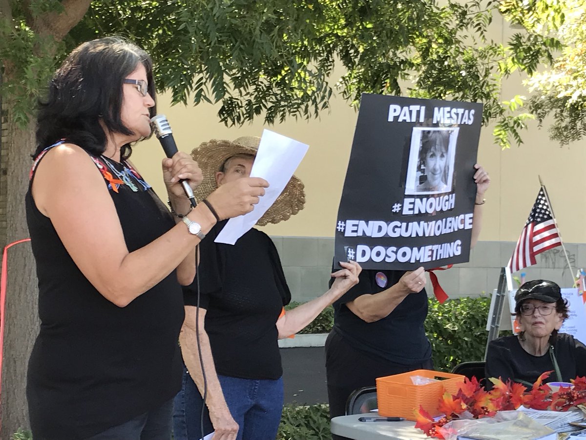 LenaHowland's tweet photo. Here’s a look at how Modesto joined a national rally to end gun violence this afternoon at the same time as thousands across the country rallied for the same goal. This comes as the House Judiciary Committee held a hearing on an assault weapons ban earlier today. @ABC10 https://t.co/drmPoJJxcm