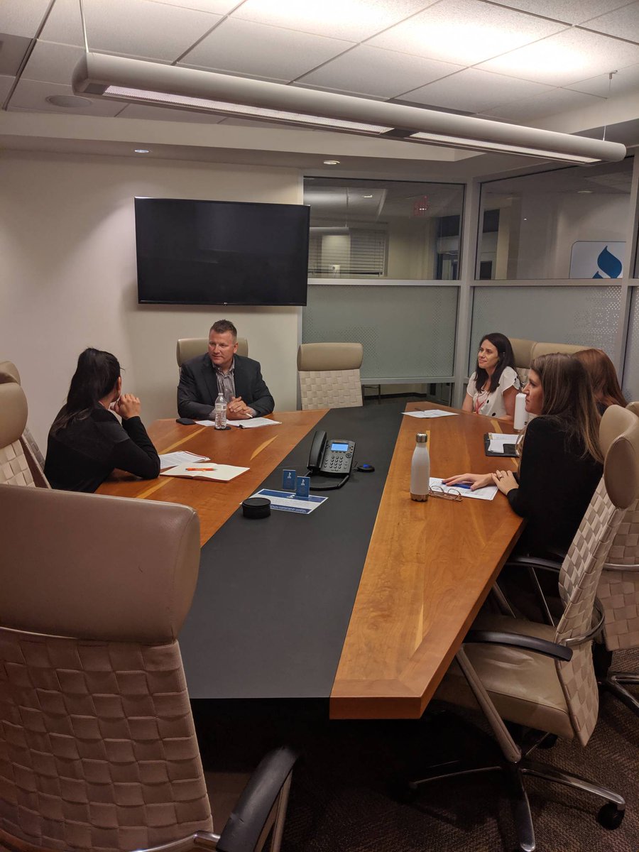 VLeadership's tweet photo. Exploring the connection between "place" & local economies, #VLAccelerate members heard from experts @TheJeffArmor w/ Maryvale Revitalization Corp, Dan Henderson w/ @GilbertYourTown, Sintra Hoffman w/@WESTMARC, Joseph Larios from South Phoenix, and Jennifer Lindley w/ @TownofQC. https://t.co/1rp12rd9IZ