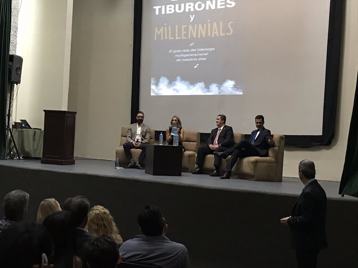 jgomezvalle's tweet photo. Presentación del libro “Entre tiburones y millennials” de @NoemiGo_coach sobre #LiderazgoGeneracional y los retos de comunicación #Liderazgo https://t.co/NTmo7Naxf2