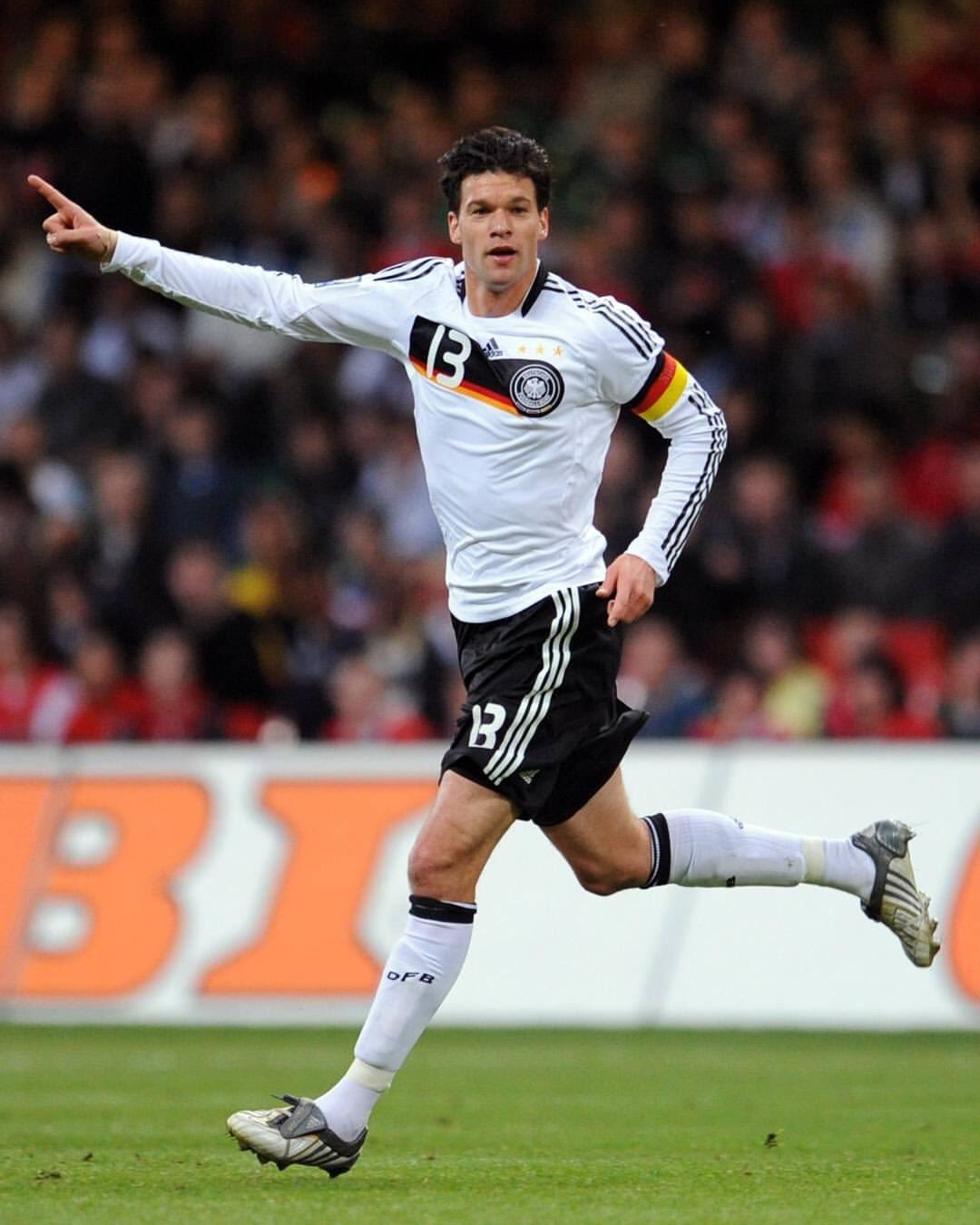 Happy Birthday   Man who inspired me in to this game Michael Ballack   