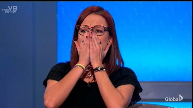 BBGossip's tweet photo. Nicole spots her family in the audience.... #bb21 https://t.co/t7Z10zlSJX