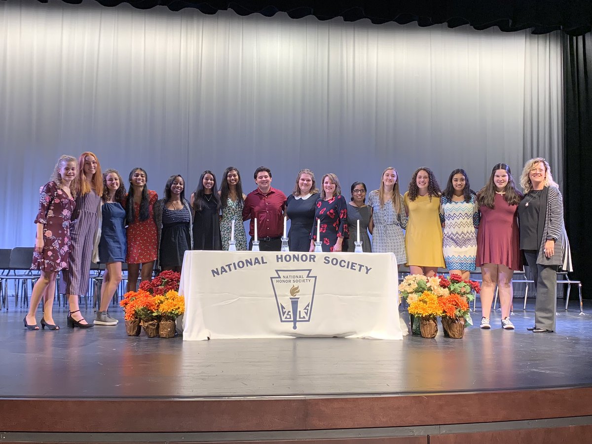 Chris Meussner (@mrs_meussner) on Twitter photo What a great night for National Honors Society inductions. Congratulations to all the new inductees! <a href="/FPSInformation/">Farmington Public Schools</a> What a great night for National Honors Society inductions. Congratulations to all the new inductees! <a href="/FPSInformation/">Farmington Public Schools</a>