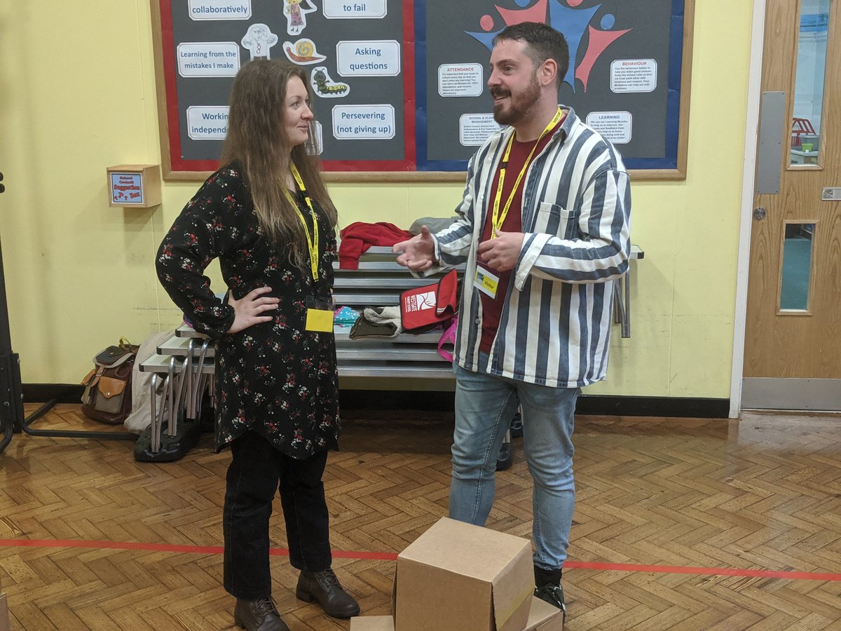 We've just arrived at Westgate Primary school in Otley. Lovely drive over from Leeds.  Look at these two a plotting as we set up! This makes our 9th school in our your of Skylar's Missing Note with <a href="/leedspiano/">Leeds International Piano Competition</a> and <a href="/LeedsMusicEd/">West Yorkshire Music Hub - Leeds</a>