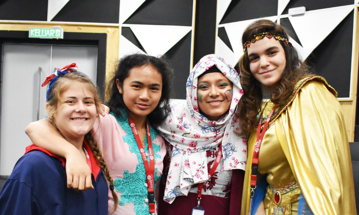 The OIS Middle and High School represented their culture backgrounds through traditional dress during Oasis Way Week! #oasisway #MyOasisKL #lifeatOasis