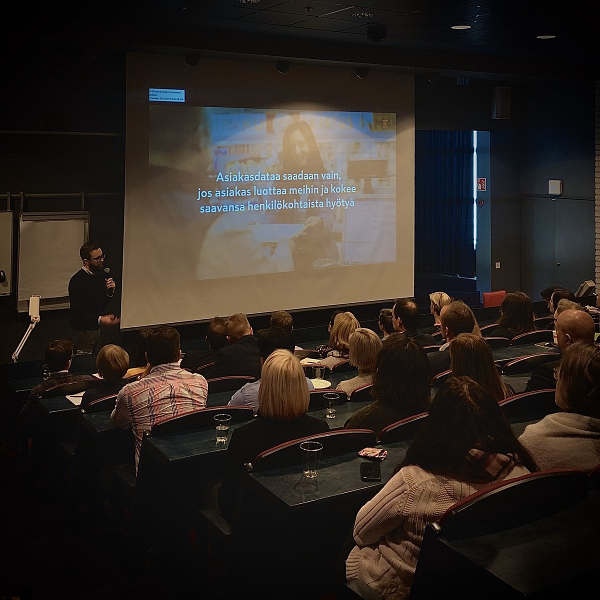 Analyse2Finland's tweet photo. #Customerdata is not free, you get it in exchange when you gain your customer's trust and offer value for him. -Samuli Nyman from K-Citymarket #a2retailday #kesko #analyse2 #customerexperience https://t.co/Cer6XeqvNb