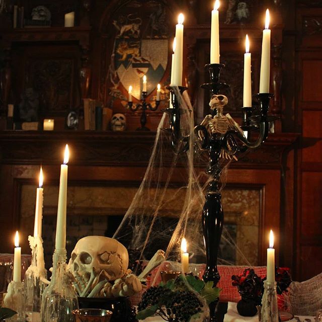 We have loads of spooky props to hire if you are having a #halloweenparty or a #halloweendinnerparty or #trickortreat🎃 #halloweenideas #halloweenhire #halloween🎃 #halloween #halloweendecor #blackcandleabra #bones #skeletons #spiderwebs