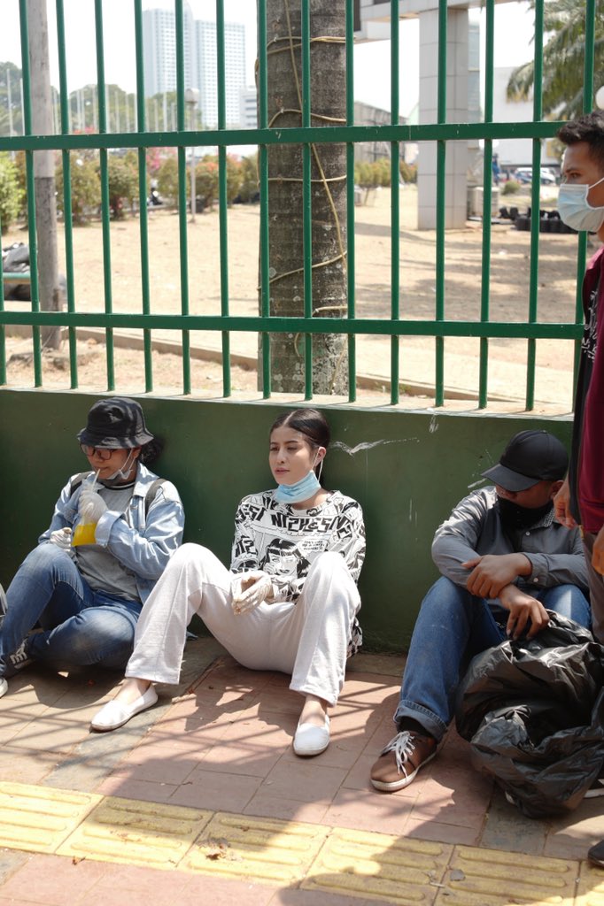 Kita juaranya untuk hari ini guys. Terimakasih untuk hari ini. Kalian terbaik!