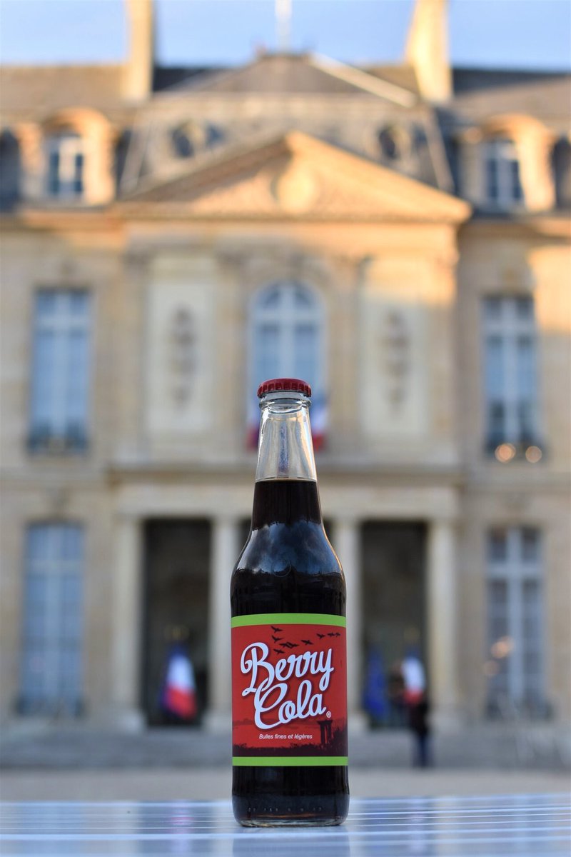AlexisRousseauJ's tweet photo. [#OFFICIEL] Le #BerryCola vendu à @ChateaurouxOT débarque aussi à l’@Elysee. On adore quand l’#Indre et le #Berry s’affichent dans la vitrine des produits français ! Bravo à l’atelier @bierebellon et à la famille Bellon. @Indre36 @BerryProvince @Chateauroux36 https://t.co/8BrDQ0178k