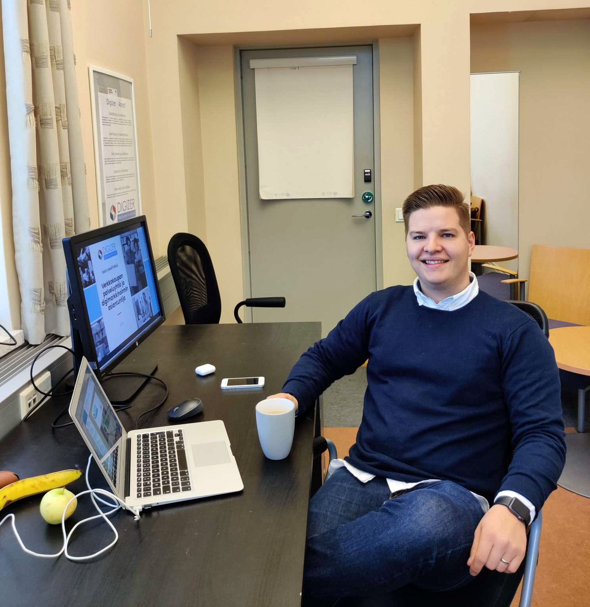 DigizerOy's tweet photo. Harjoittelijana aloittanut Oskari luotsaa nykyään myyntitiimiämme. Lue uratarina blogista!
https://t.co/lsy33z0uof https://t.co/jemtlyIutY