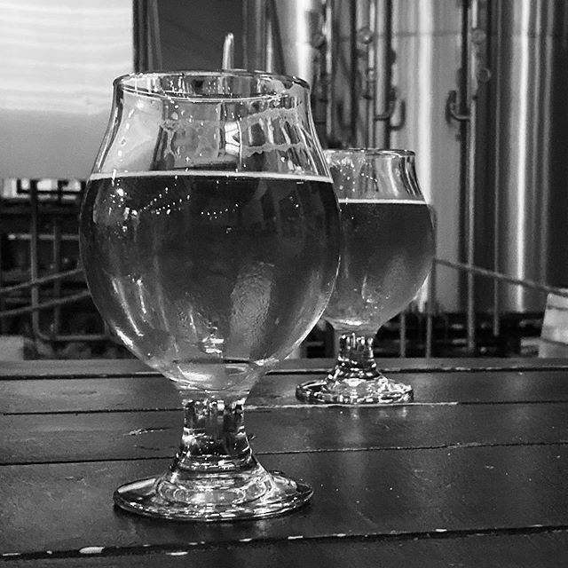 BeerQwest's tweet photo. Beer is good but beers are better.  @ritualbrewingco #redlands #craftbeer #beer #doubleipa #oilrig #hops #malt #water #yeast #ale #ipa https://t.co/CjeDCZIZjQ