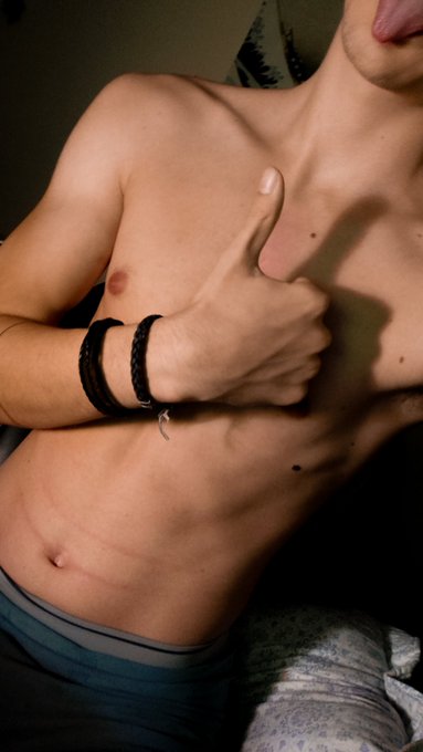 Ty everyone for watching :P https://t.co/m7JgyeHFBU