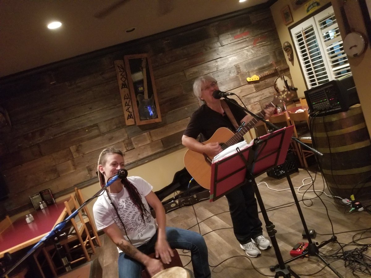 Boondocks Pub (@boondockssidney) on Twitter photo 