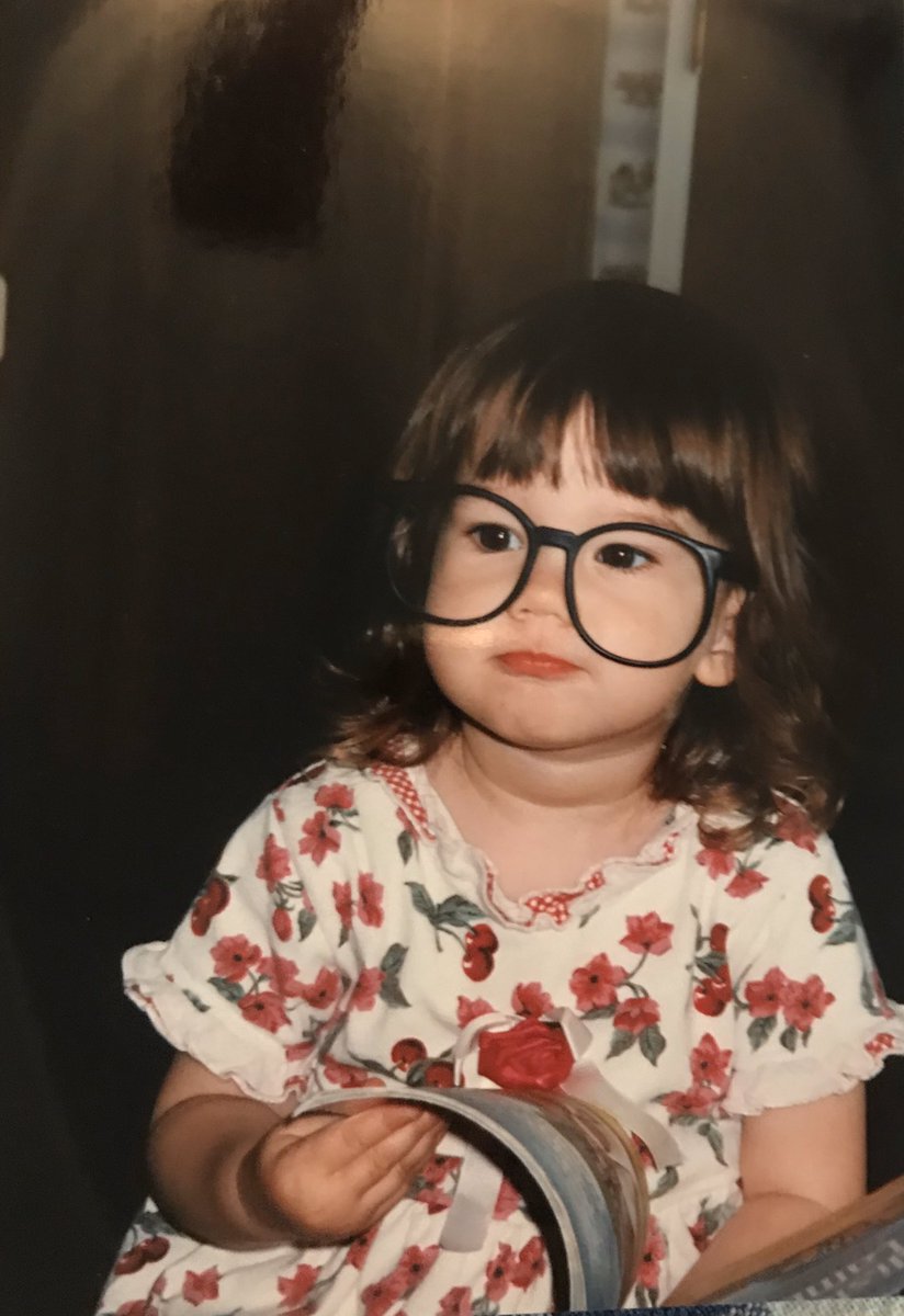 jacobsen_julia's tweet photo. If I could find these outfits in my size I would totally wear them again https://t.co/SRYBbuQWDD