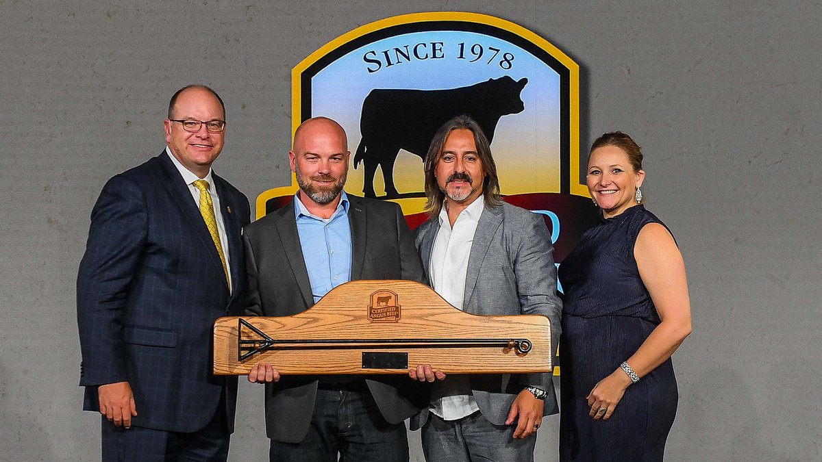 CertAngusBeef's tweet photo. Congratulations @PrimeCincy and @ShawnHeine! Prime Cincinnati is the #CertifiedAngusBeef brand Steakhouse of the Year Award winner #BeefBash19
Read more: https://t.co/TaNuWnA8gi https://t.co/3FVu76WH7F