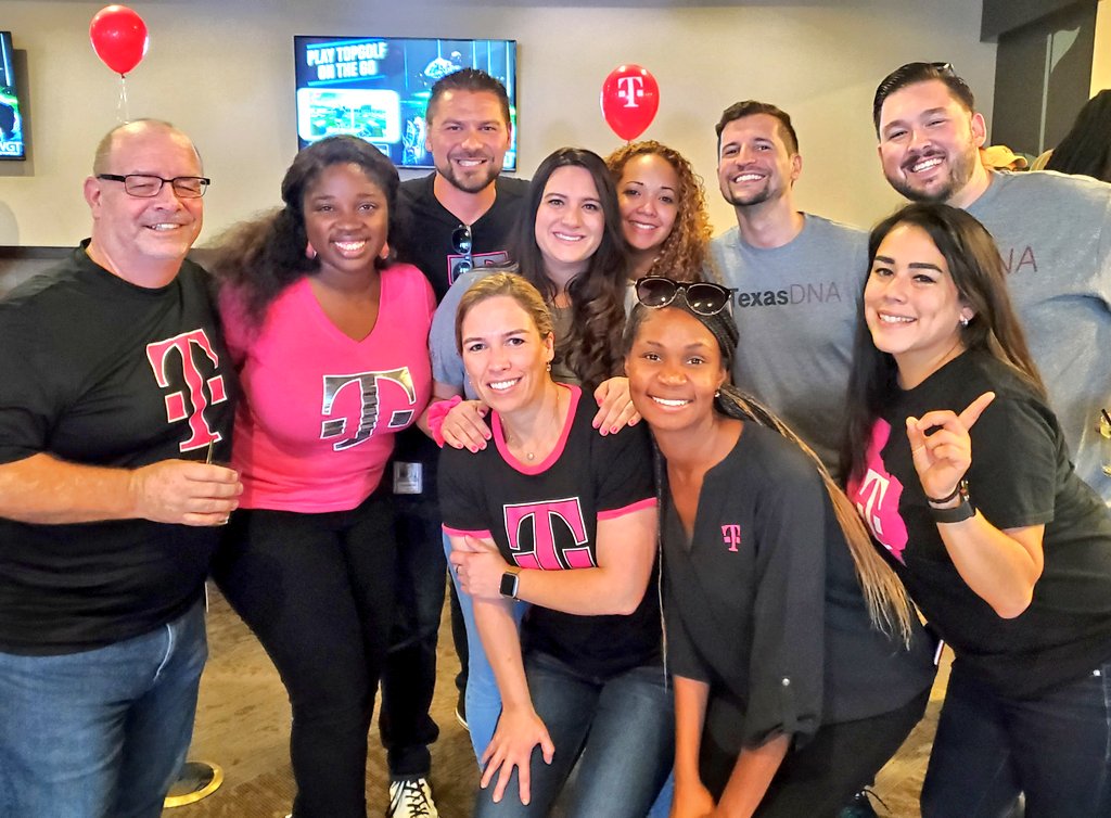 ItsArleen's tweet photo. The South's Outreach &amp; Event Team #AreYouWithUs #PowerofLove #TexasDNA #Missing2 https://t.co/pg0Z9nkLvv