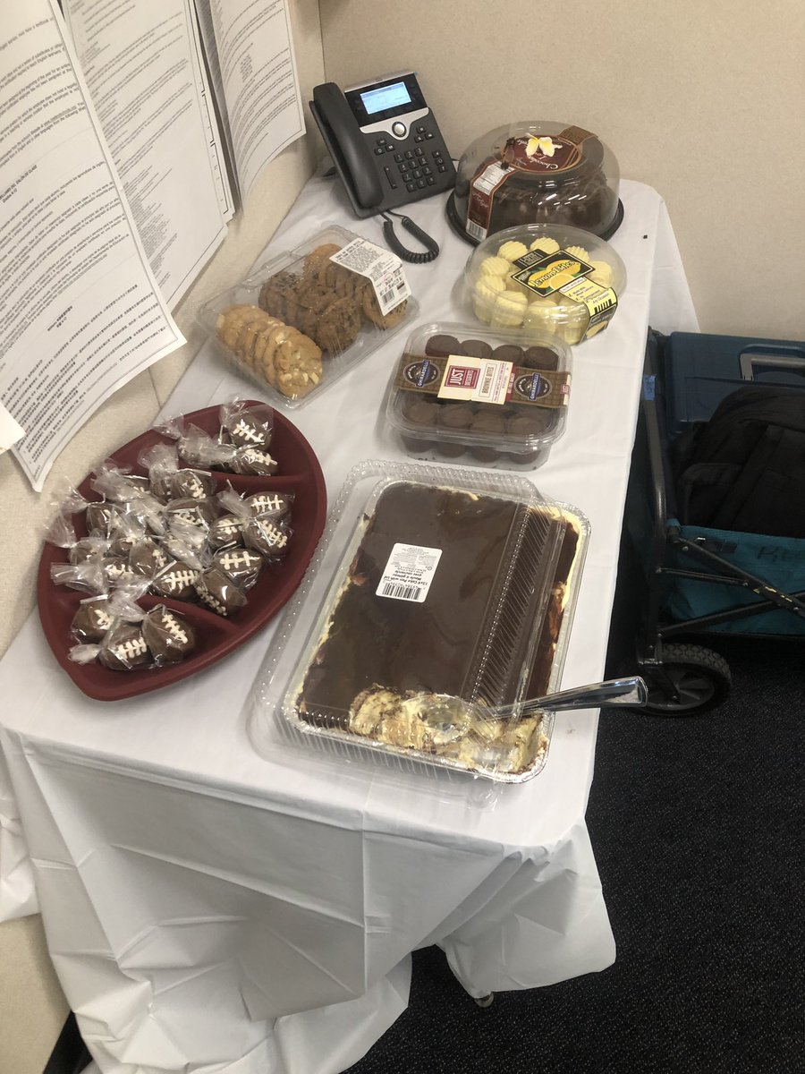 tatisilva1007's tweet photo. #TastyWednesday success! #Rx4Relationships #FootballTailgate we loooove to eat! https://t.co/77FTCAsnfB