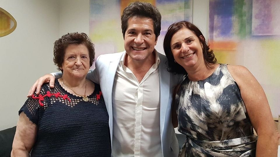 SillRabelo's tweet photo. ♥ #Aniversário 🎂 #RainhaMãe 🎂 da #NaçãoDanielense, @RADIOCIDADEJUN gostaríamos de pedir #Parabéns pra #MariaAparecida, muitos 💋💋, e pedir q  toquem @cantordaniel #TeAmoCadaVezMais e td esse carinho vai em nome das associadas do @FCMachucaEu e #FCQueDureParaSempreDaniel ♥🎂 https://t.co/FRPjXIOVVx